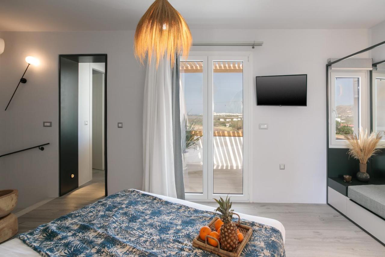 Sunday Luxury Suites Agia Anna  Dış mekan fotoğraf
