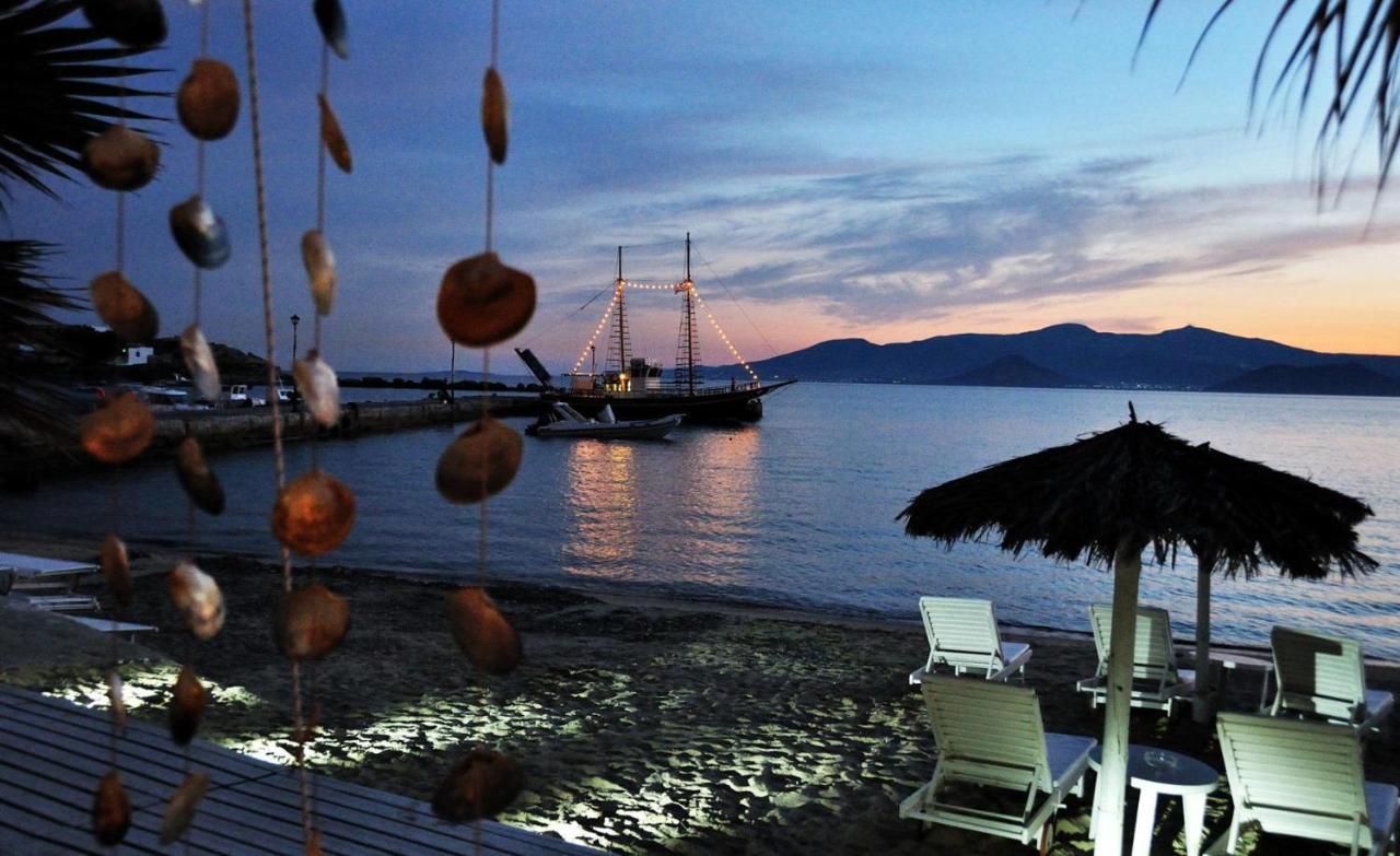 Sunday Luxury Suites Agia Anna  Dış mekan fotoğraf