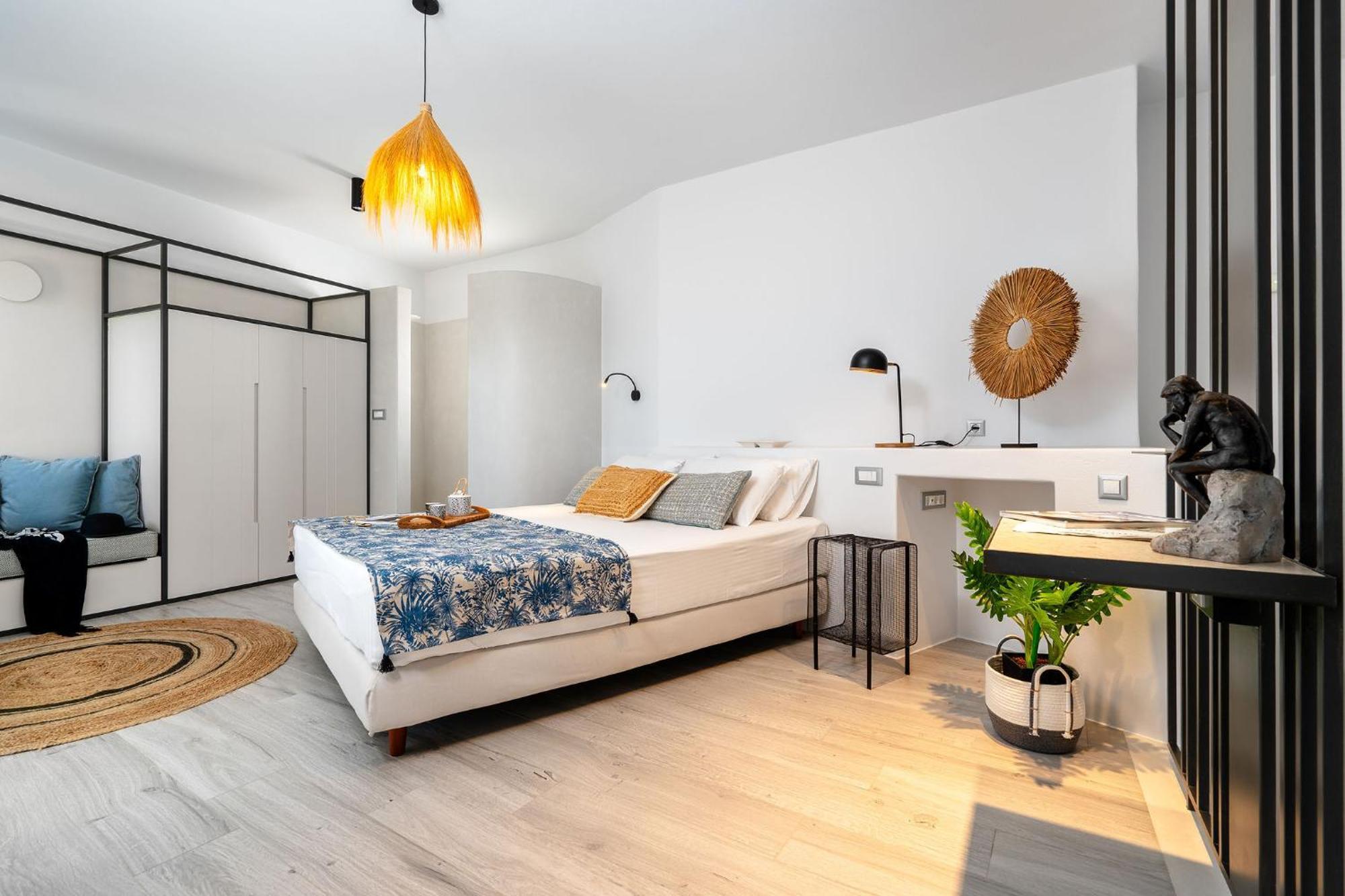 Sunday Luxury Suites Agia Anna  Dış mekan fotoğraf