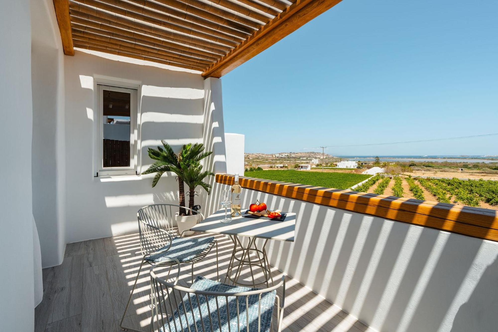 Sunday Luxury Suites Agia Anna  Dış mekan fotoğraf